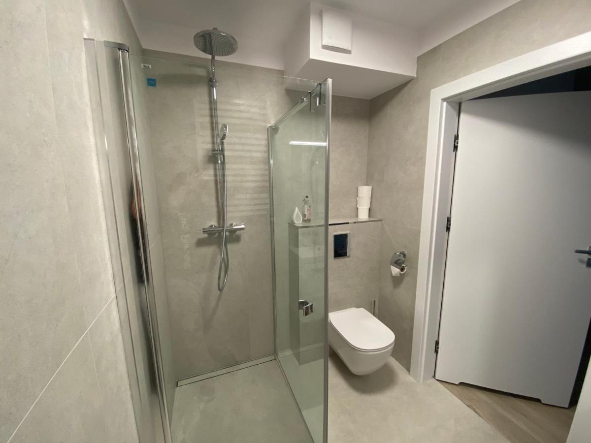 Rodzinny Apartament Platany Centrum Kolobrzeg Bagian luar foto