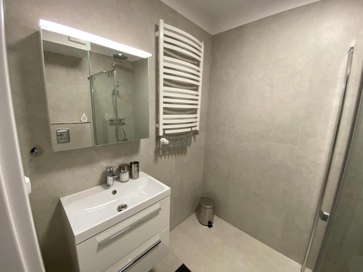 Rodzinny Apartament Platany Centrum Kolobrzeg Bagian luar foto
