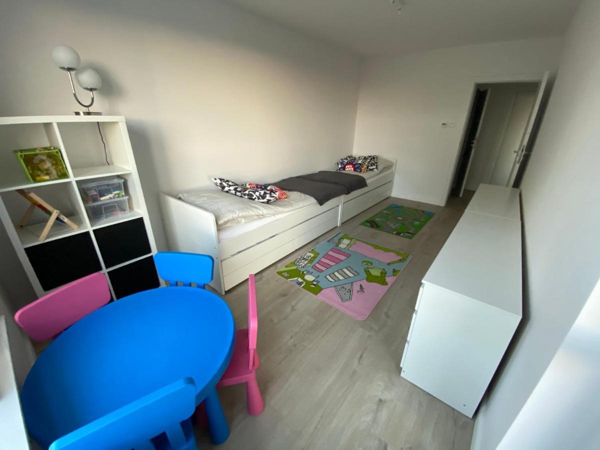 Rodzinny Apartament Platany Centrum Kolobrzeg Bagian luar foto