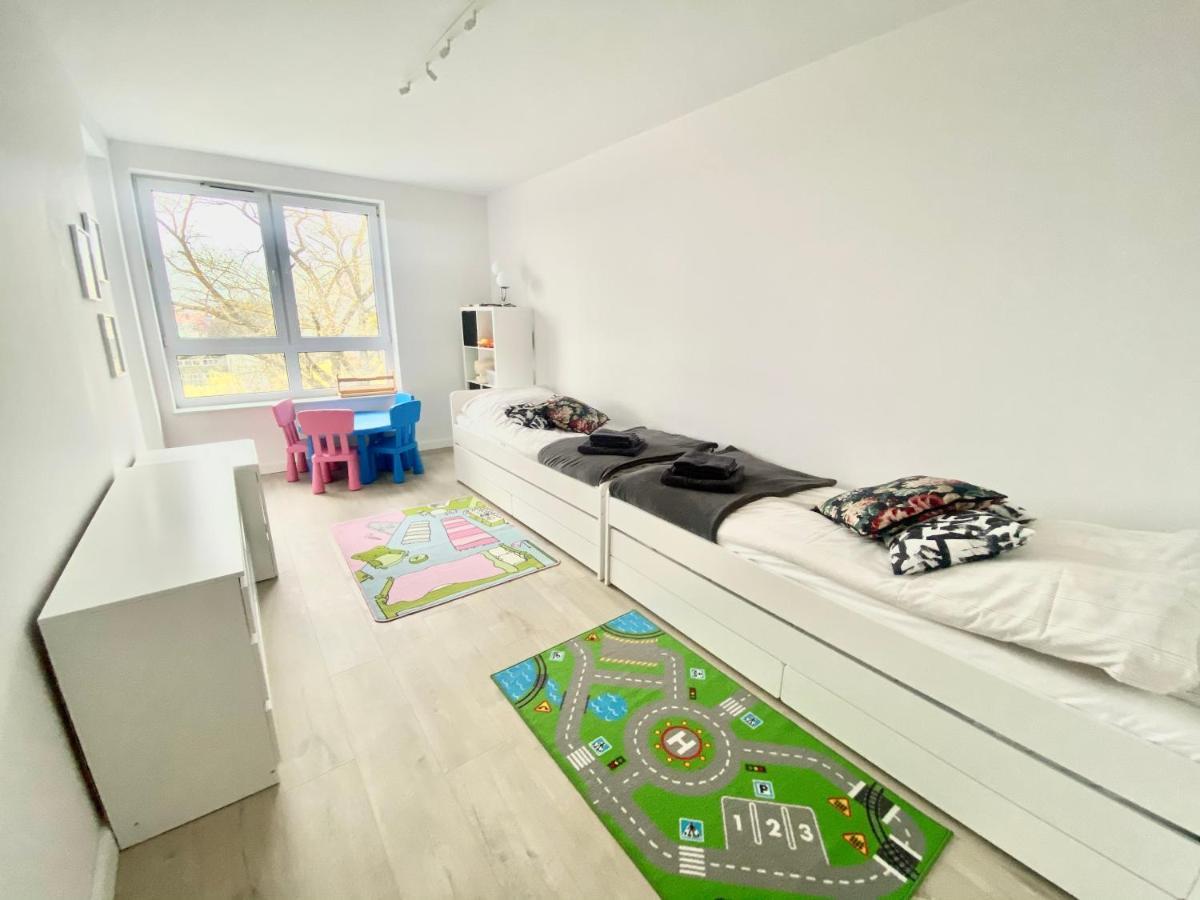 Rodzinny Apartament Platany Centrum Kolobrzeg Bagian luar foto