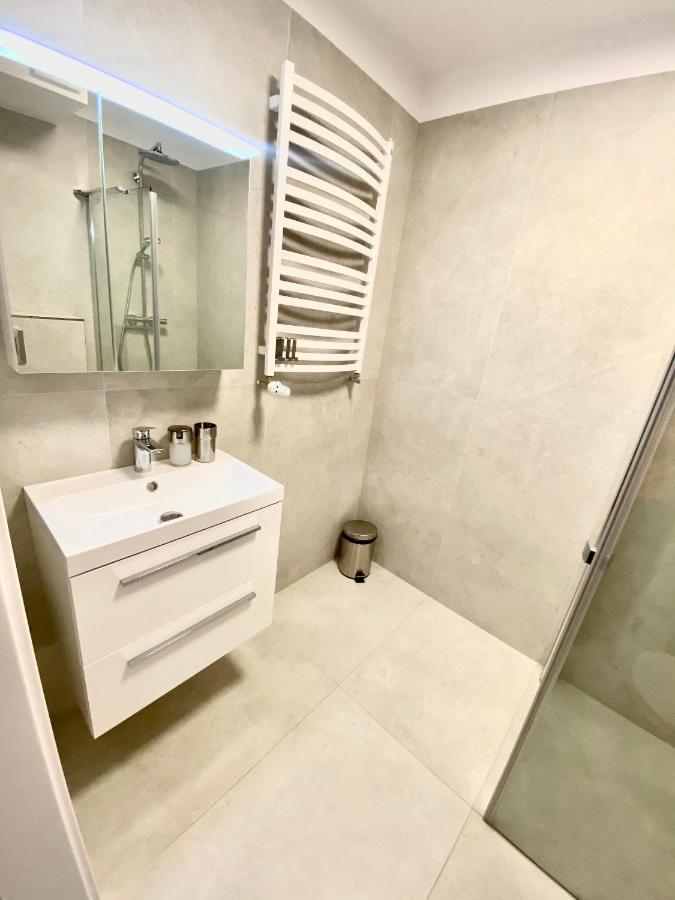 Rodzinny Apartament Platany Centrum Kolobrzeg Bagian luar foto